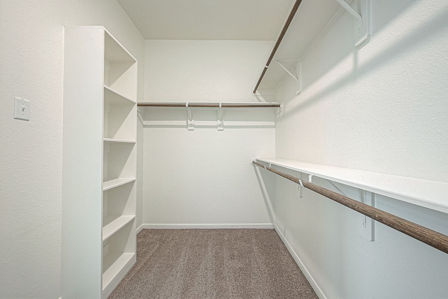 Representative unfurnished interior of a home built from the Floor Plan 2050 by Colina Homes in Grand Magnolia, Magnolia (Image 35).