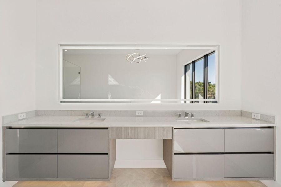 261 NW 8th St Boca Raton FL 41