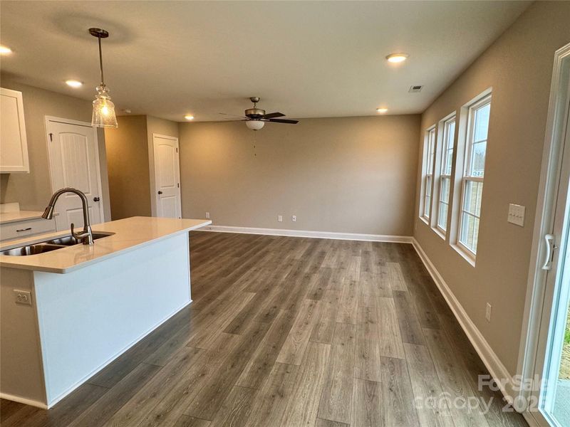 Spacious, unfurnished interior of a new home in , Chesterfield (Image 8).