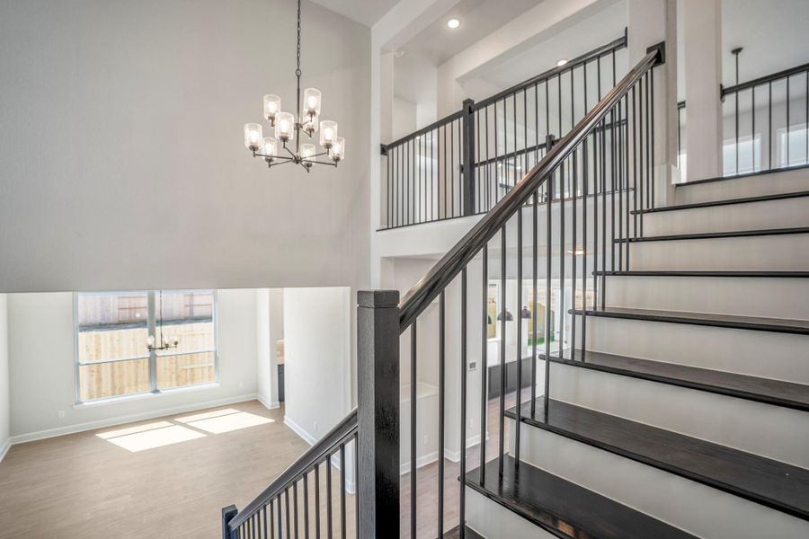 Spacious, unfurnished interior of a new home in Jordan Ranch 70' Lots, Fulshear (Image 39).