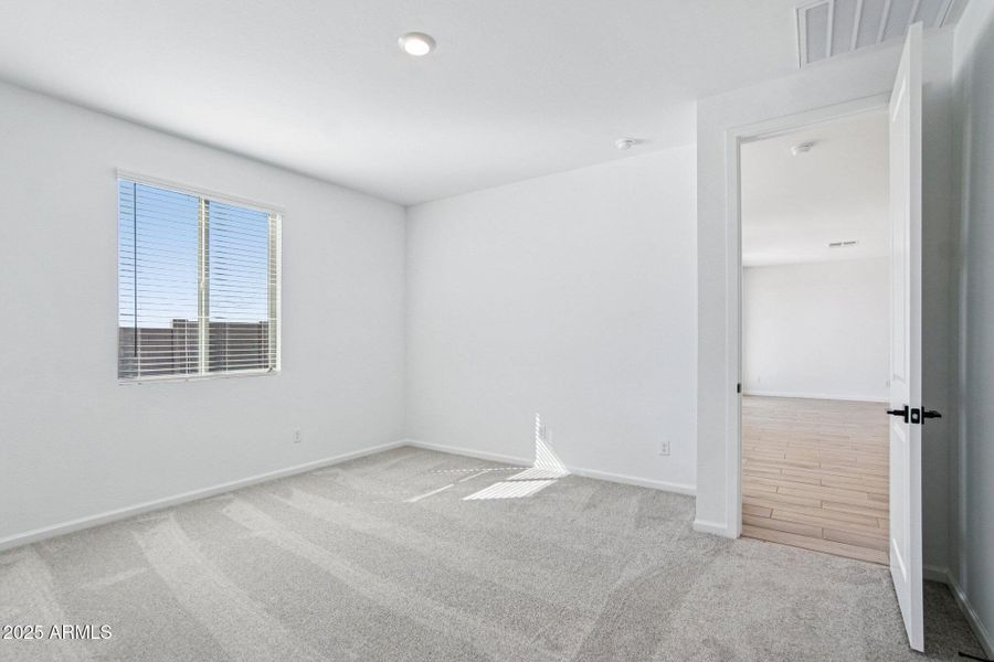 14-web-or-mls-W Bajada Rd-S1810-014