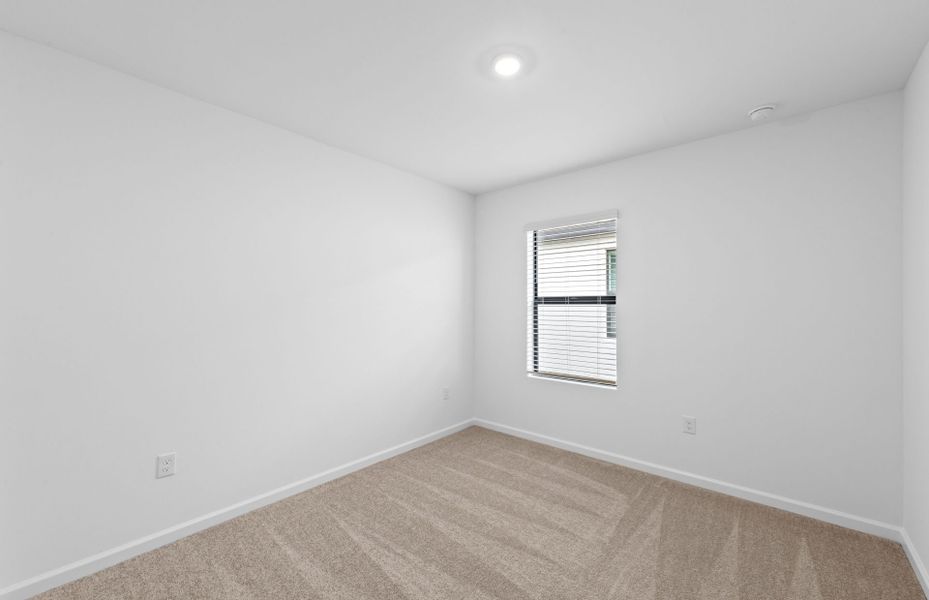 Spacious, unfurnished interior of a new home in Caloosa Cove, Labelle (Image 17).