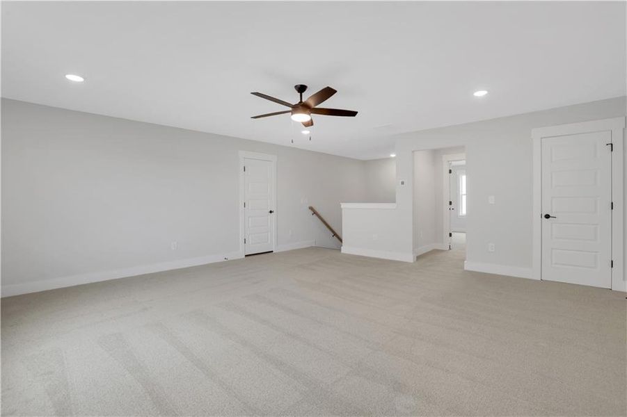 Spacious, unfurnished interior of a new home in Twin Lakes, Hoschton (Image 43).