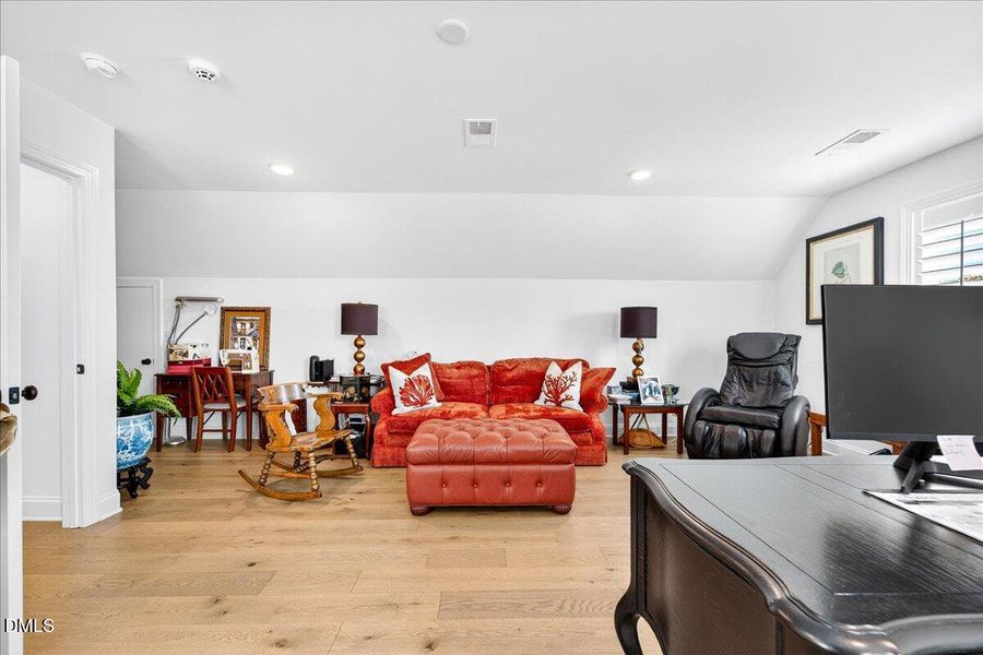 48-152 Providence Tr-48 48-152 Providence Tr-48