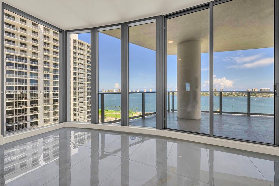 Condo located in West Palm Beach, FL showcasing its design and architecture (Image 36). Condo located in West Palm Beach, FL showcasing its design and architecture (Image 36).