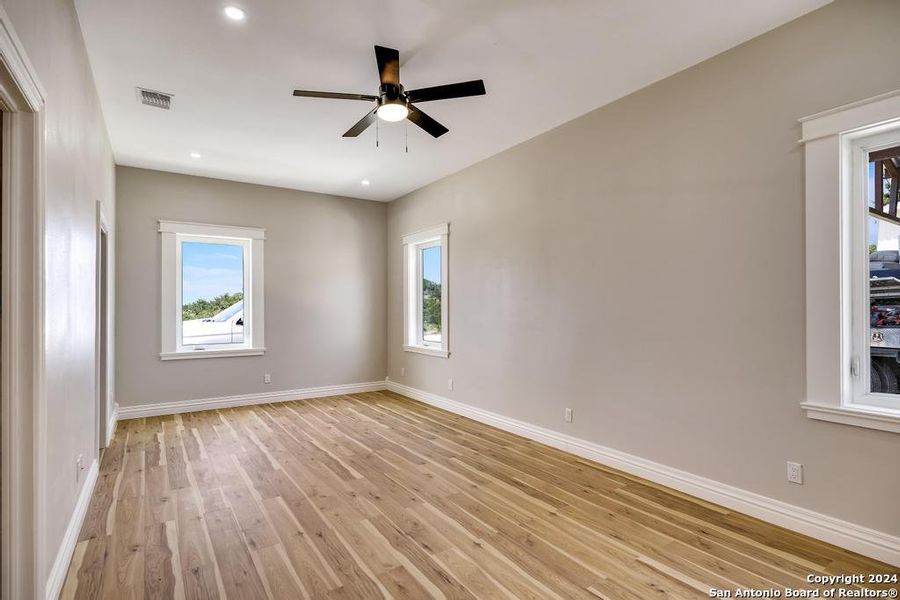 Spacious, unfurnished interior of a new home in , Center Point (Image 20). Spacious, unfurnished interior of a new home in , Center Point (Image 20).