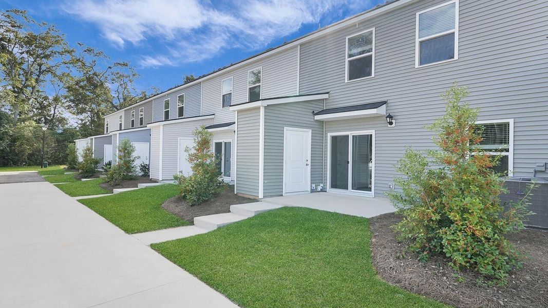 Exterior details and patio area of a home in Garbon Fields, Summerville (Image 4).