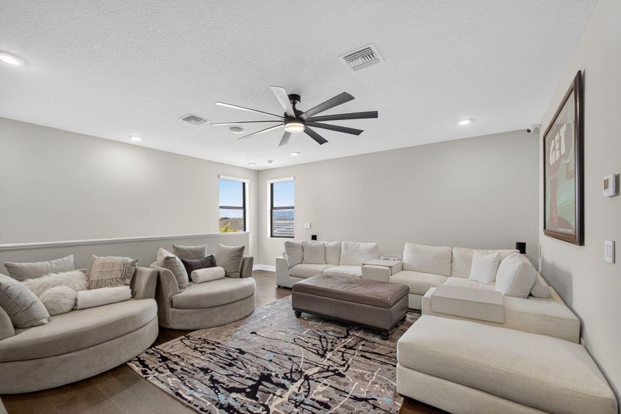 55-web-or-mls-067_5D1A5268