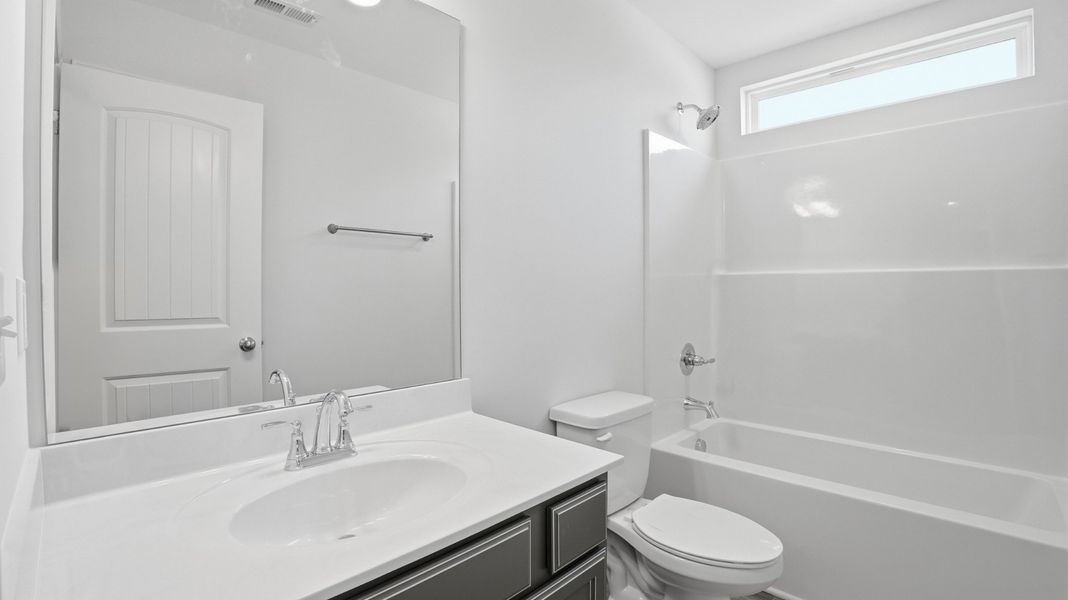 Furnished interior view inside a new home in Stillwater, Tullahoma (Image 9).