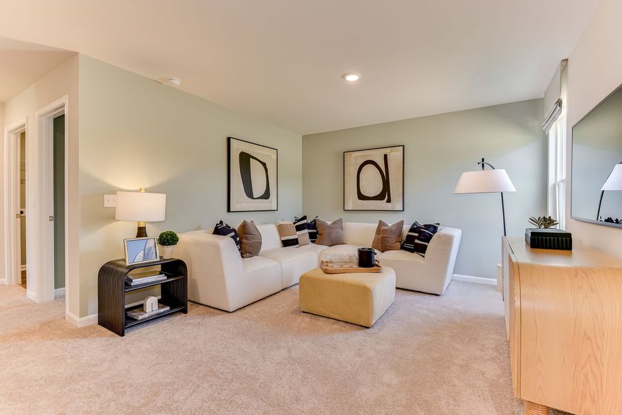 Upper Flex Room