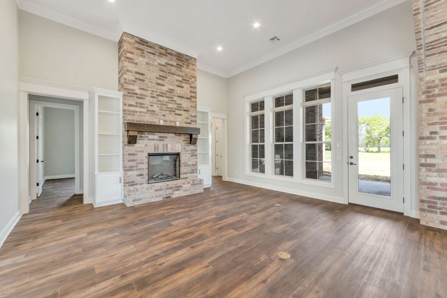 Representative unfurnished interior of a home built from the The Lafitte by Manuel Builders in Chapel Bend, Montgomery (Image 24).