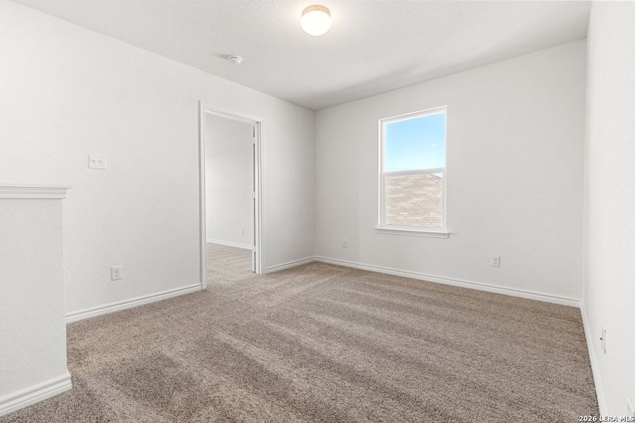 Spacious, unfurnished interior of a new home in Knox Ridge, Converse (Image 28).