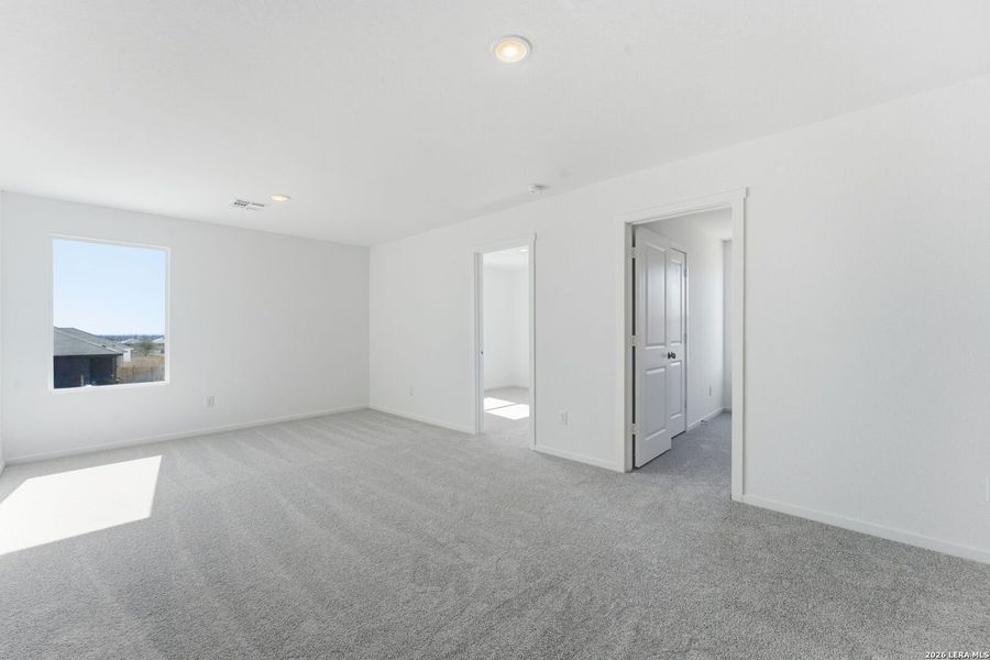 Spacious, unfurnished interior of a new home in , New Braunfels (Image 19). Spacious, unfurnished interior of a new home in , New Braunfels (Image 19).