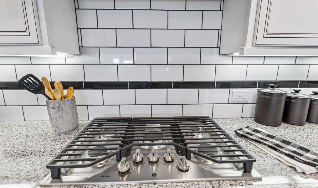 Image 42 of the Icet Creek Crossing community in Mont Belvieu, TX.