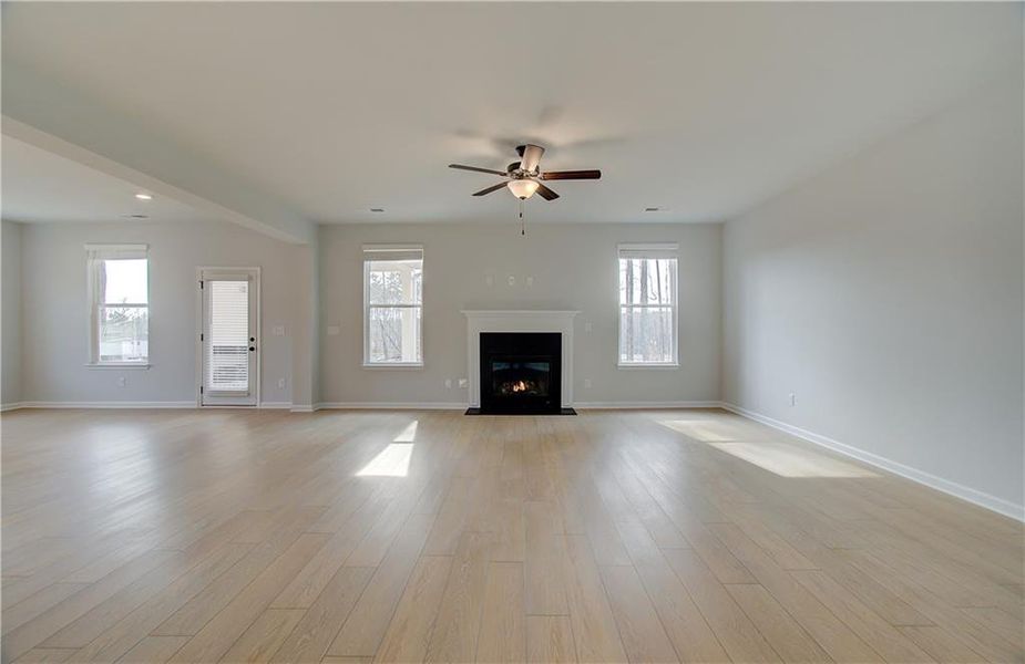 Spacious, unfurnished interior of a new home in Trinity Park, McDonough (Image 20).