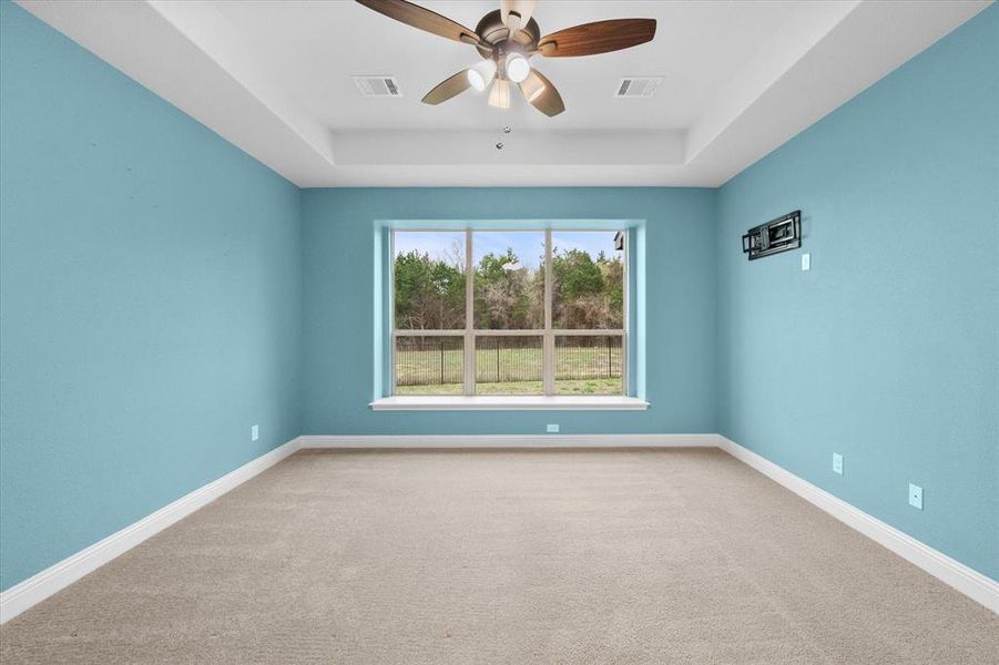 Spacious, unfurnished interior of a new home in Massey Meadows, Midlothian (Image 26).