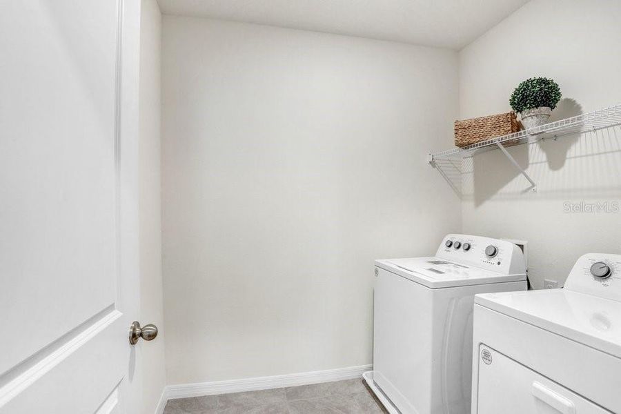 Close-up of interior finishes inside a home in Epperson, Wesley Chapel (Image 19).