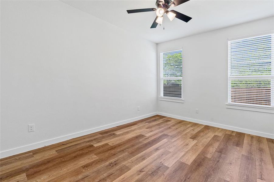 Spacious, unfurnished interior of a new home in , Celeste (Image 30).