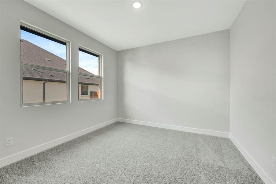 Spacious, unfurnished interior of a new home in Elevon, Lavon (Image 19).