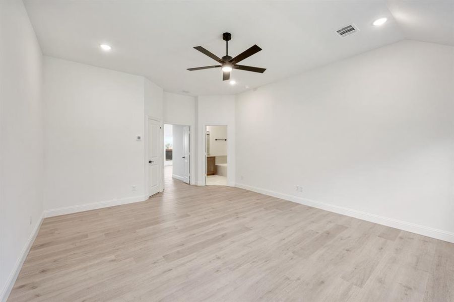 Spacious, unfurnished interior of a new home in Meadow Vista 60-65, Anna (Image 29). Spacious, unfurnished interior of a new home in Meadow Vista 60-65, Anna (Image 29).