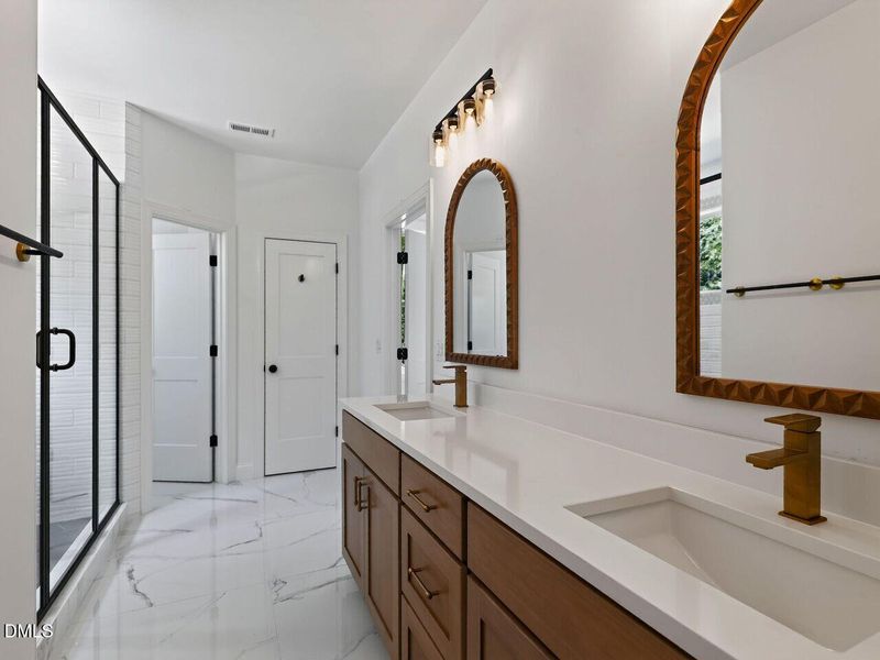 027-1280x960-master-bathroom 027-1280x960-master-bathroom