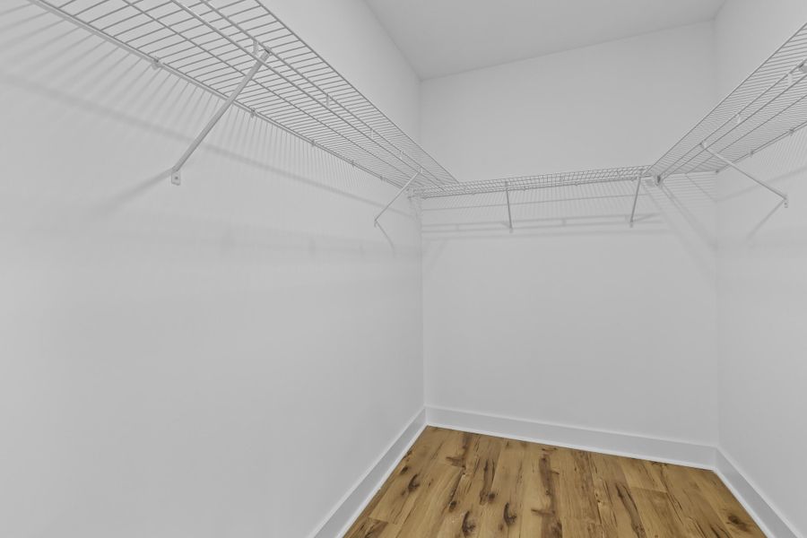 Spacious, unfurnished interior of a new home in , North Charleston (Image 18).