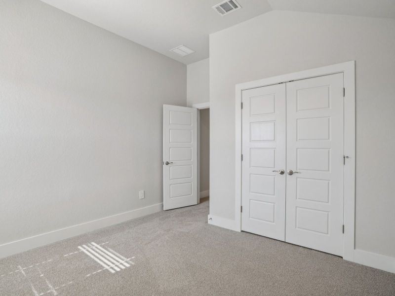 Spacious, unfurnished interior of a new home in Fox Falls, Boerne (Image 31). Spacious, unfurnished interior of a new home in Fox Falls, Boerne (Image 31).