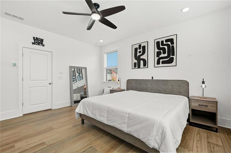 Furnished interior view inside a new home in , Atlanta (Image 14).