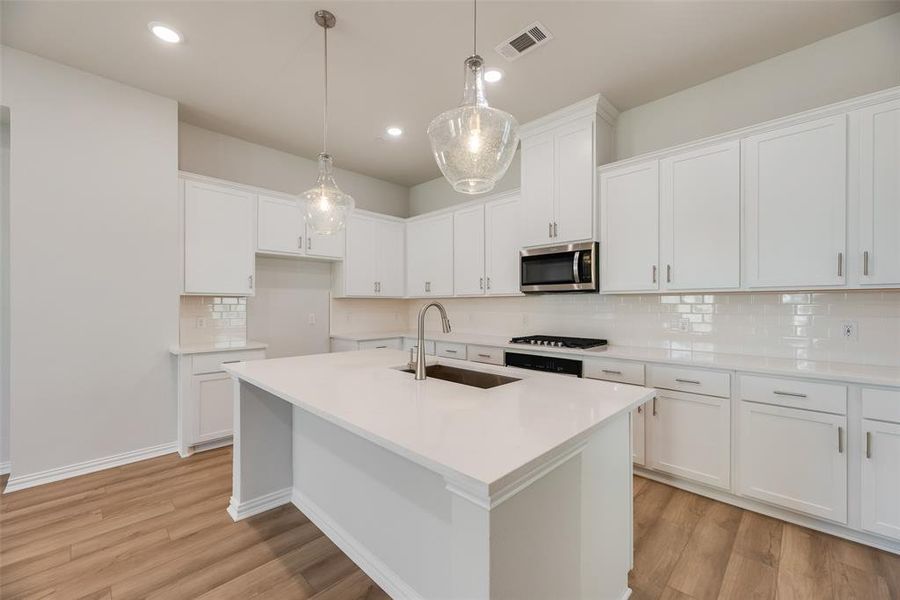 Furnished interior view inside a new home in , Frisco (Image 9).