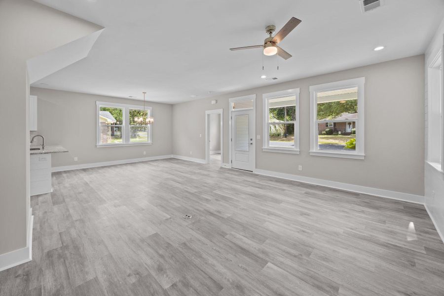 Spacious, unfurnished interior of a new home in , Summerville (Image 30).