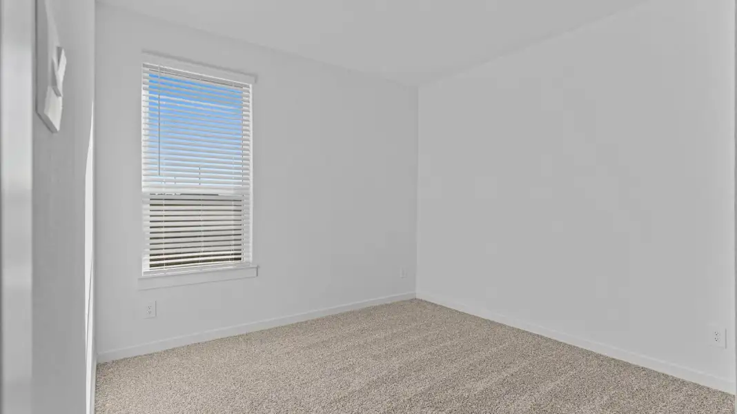 Spacious, unfurnished interior of a new home in Lago Mar 55' Homesites, Texas City (Image 19).