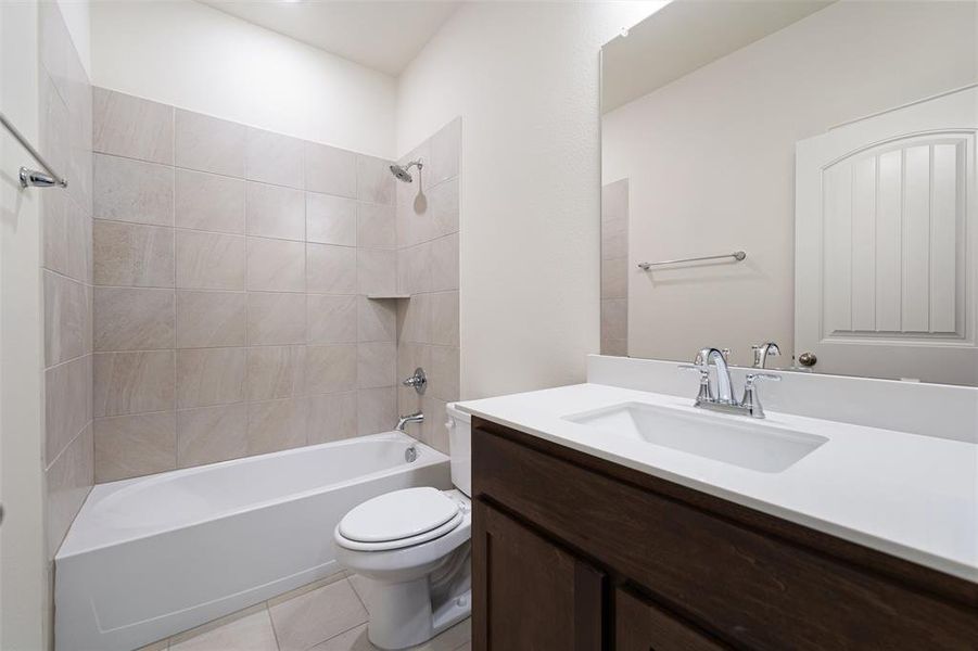 Furnished interior view inside a new home in Liberty Pointe, Gainesville (Image 10). Furnished interior view inside a new home in Liberty Pointe, Gainesville (Image 10).