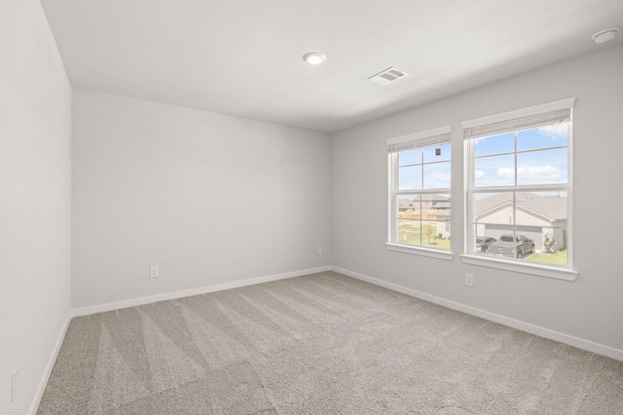 Spacious, unfurnished interior of a new home in Sunterra, Katy (Image 7). Spacious, unfurnished interior of a new home in Sunterra, Katy (Image 7).