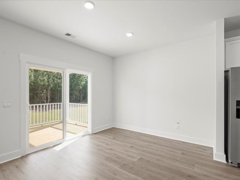 Spacious, unfurnished interior of a new home in The Coves at Lakes of Cane Bay, Summerville (Image 18). Spacious, unfurnished interior of a new home in The Coves at Lakes of Cane Bay, Summerville (Image 18).