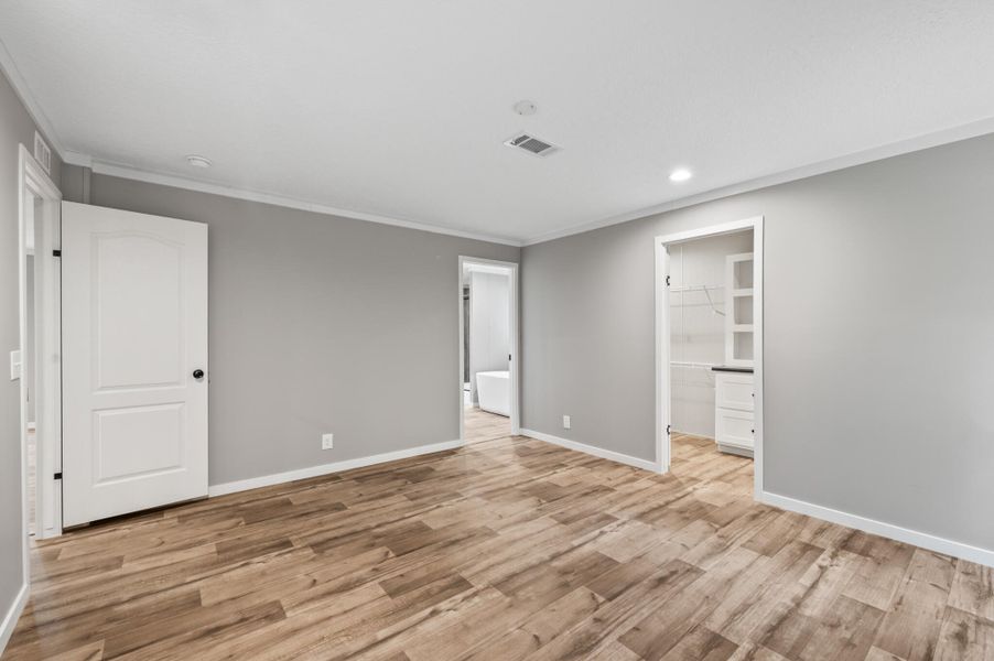 Spacious, unfurnished interior of a new home in , Eutawville (Image 24).