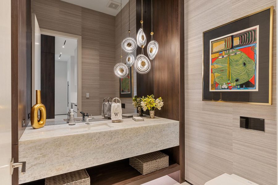 5211 Pennock Point Road