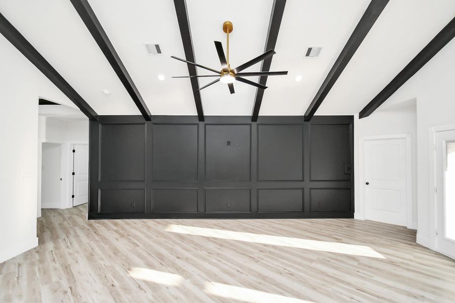 Spacious, unfurnished interior of a new home in , Rosharon (Image 20).