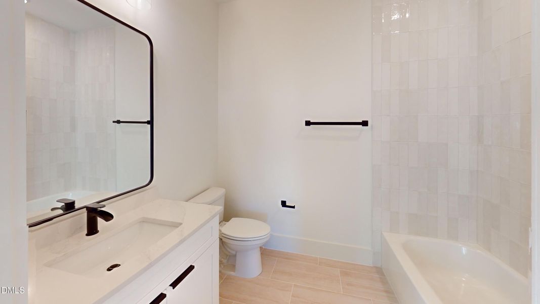 Brians-House-Bathroom