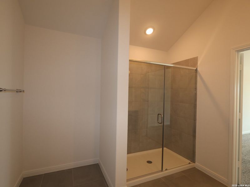 Furnished interior view inside a new home in Hickory Ridge, Elmendorf (Image 9). Furnished interior view inside a new home in Hickory Ridge, Elmendorf (Image 9).