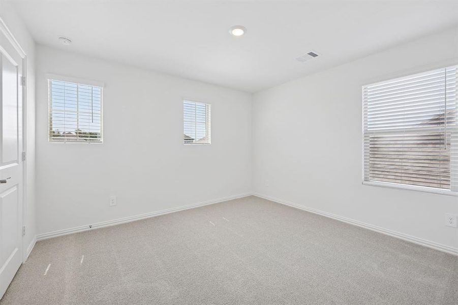 Photo is not of the actual home, but is an inspirational photo of builder’s model home and may depict options, furnishings, and/or decorator features that are not included. Photo is not of the actual home, but is an inspirational photo of builder’s model home and may depict options, furnishings, and/or decorator features that are not included.