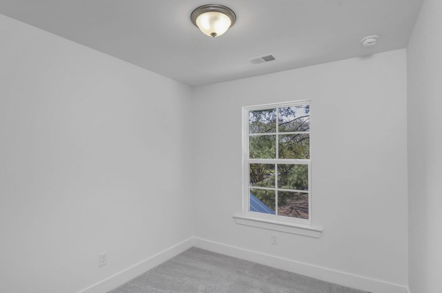 Spacious, unfurnished interior of a new home in Lake Carolina Townhomes, Columbia (Image 37).