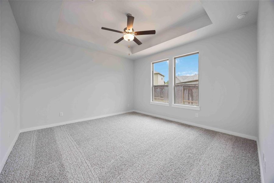 Image 8 of a home in Meadow Park.