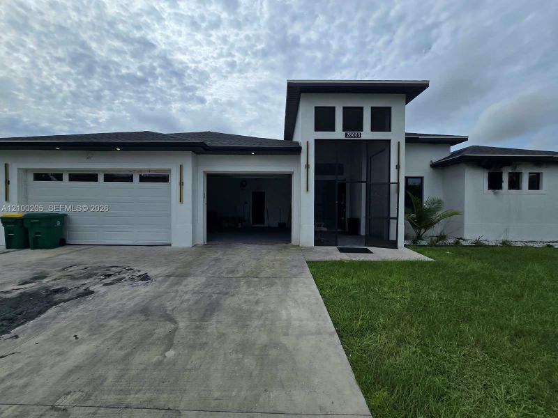 Image 21 of a home in .