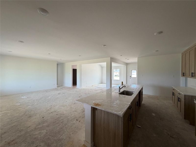 *Images and 3D tour are for illustration only and options may vary from home as built.