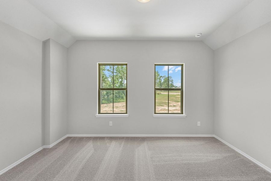 Guest bedroom 2/3.