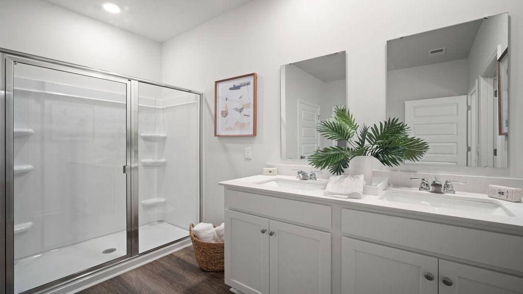 Furnished interior view inside a new home in Fernhill Farms, Statesboro (Image 30).