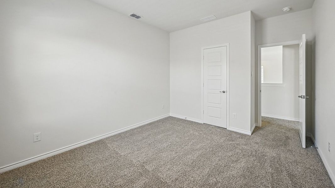 Spacious, unfurnished interior of a new home in Fireside by the Lake, Garland (Image 33).