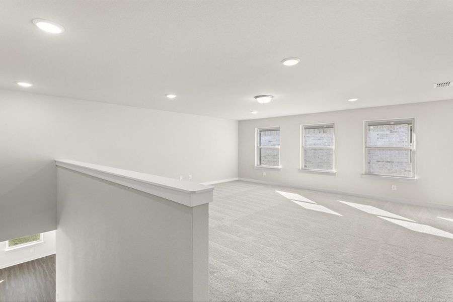 Representative unfurnished interior of a home built from the Sequoia II Harrington Trails Cornerstone I Series by Brohn Homes in Harrington Trails, New Caney (Image 23).