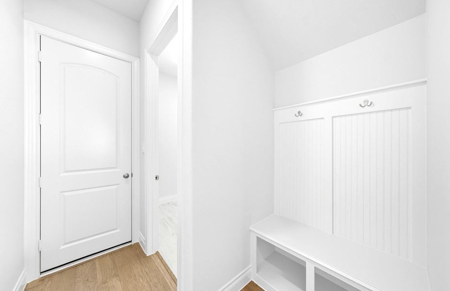Spacious, unfurnished interior of a new home in Bridgeland 60′, Cypress (Image 30).