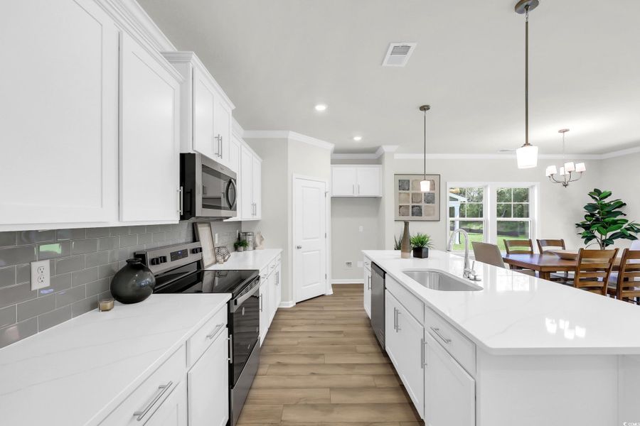 Furnished interior view inside a new home in Edgefield, Loris (Image 5).